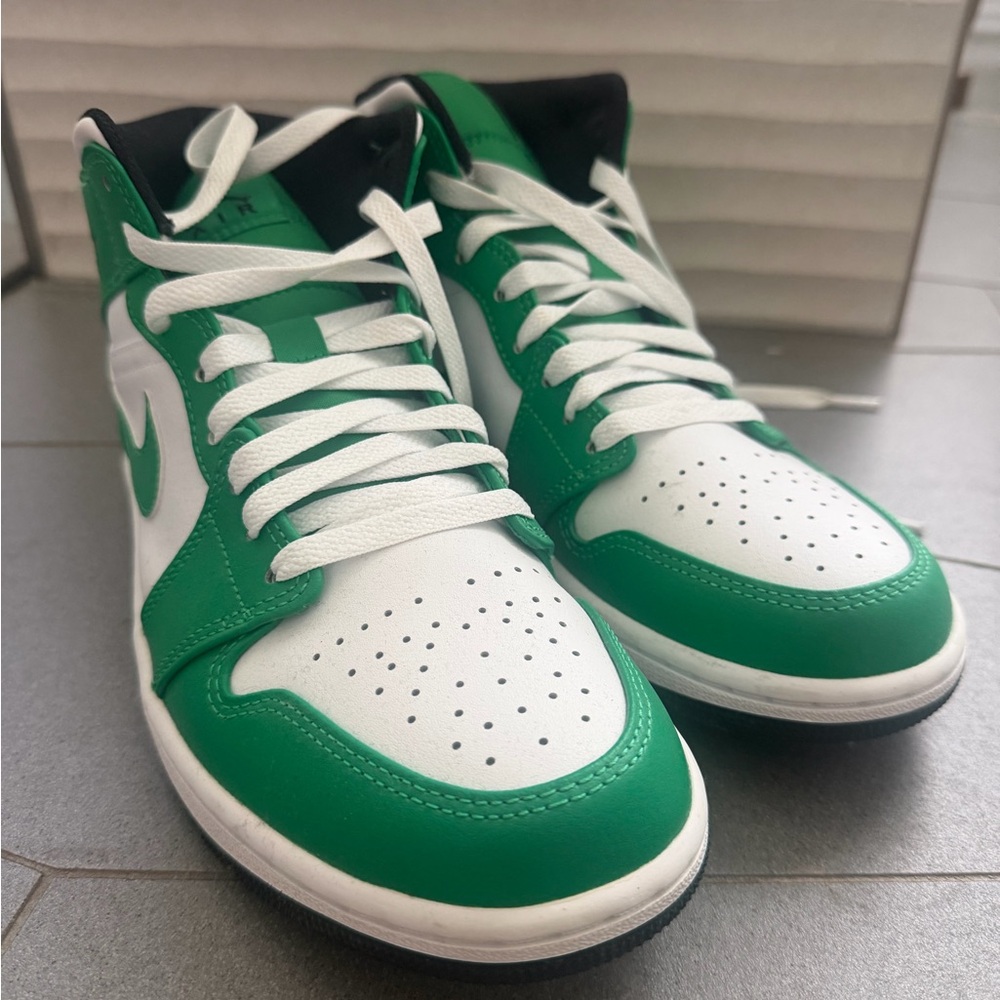 Nike Air Jordan 1 MID Green and White High-Top Sneakers